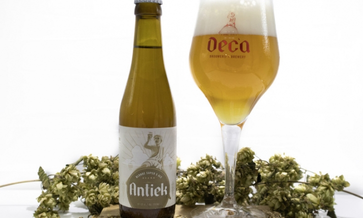 Antiek Super 5 Blond bier flesje en logo